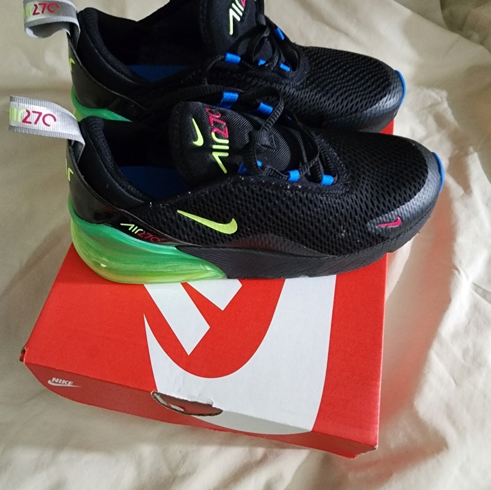Air Max 270 - Picture 4 of 9
